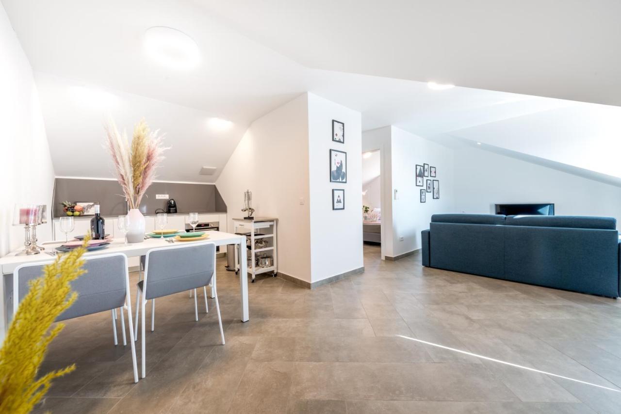 Apartments Villa Poco Loco مْليني المظهر الخارجي الصورة