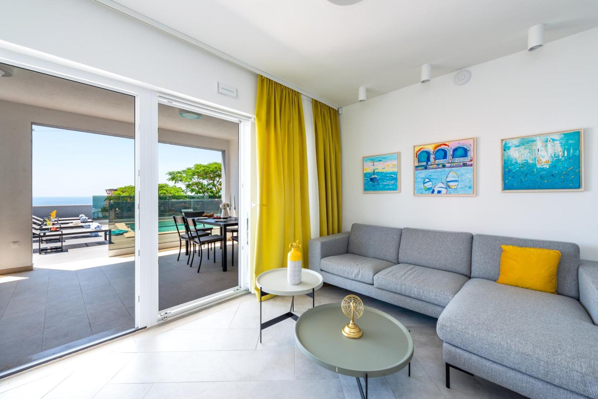Apartments Villa Poco Loco مْليني الغرفة الصورة