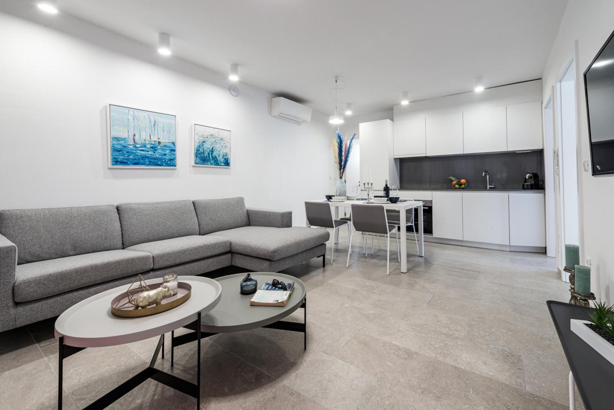 Apartments Villa Poco Loco مْليني الغرفة الصورة